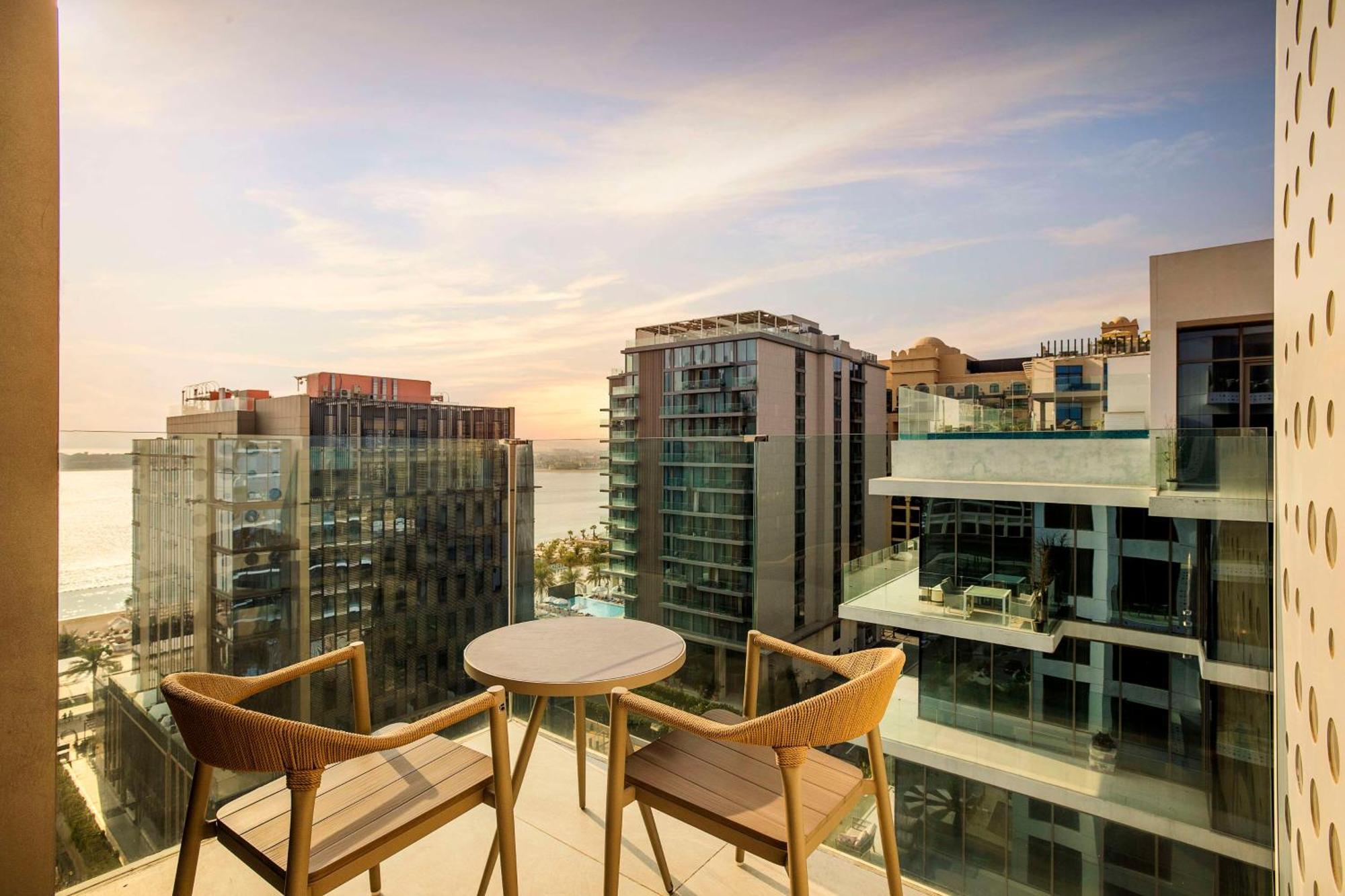 Tumbi West Palm Beach Hotel Dubai,Tapestry Collection Hilton Εξωτερικό φωτογραφία